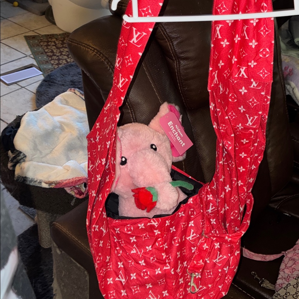 Red Designer style pet Sling Bag with harness connector safety strap - Picture 2 of 5